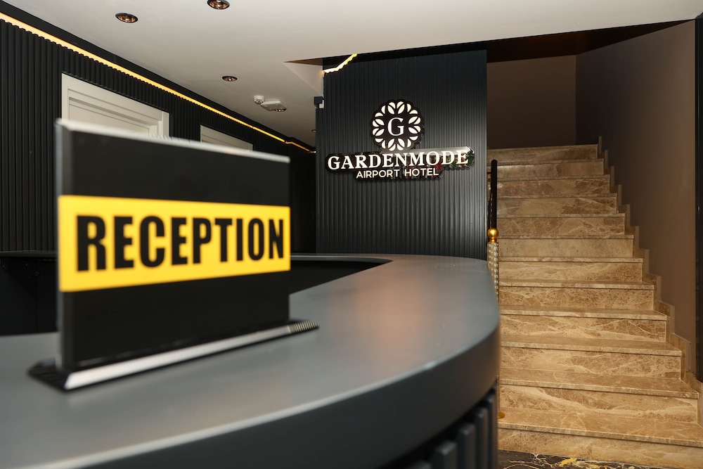 garden mode airport hotel