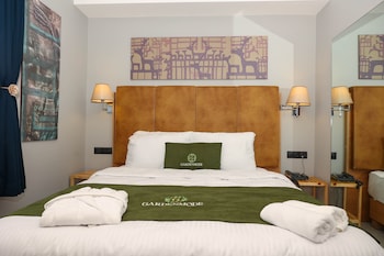 garden mode airport hotel