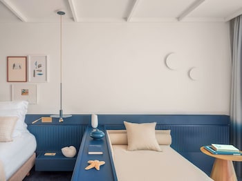 bleu hotel and spa