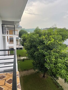 the white oak corbettt spa and resort