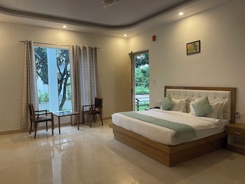 the white oak corbett spa and resort