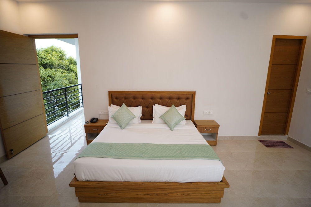 the white oak corbett spa and resort