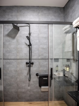 vr obregon apartments