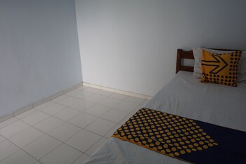 spot on 92665 yoko kost syariah