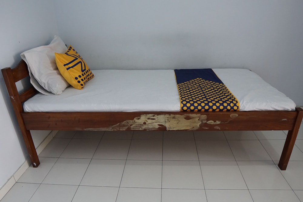 spot on 92665 yoko kost syariah