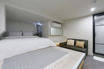 hotel chloe