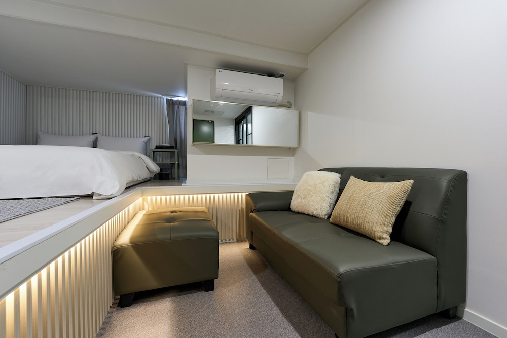 hotel chloe