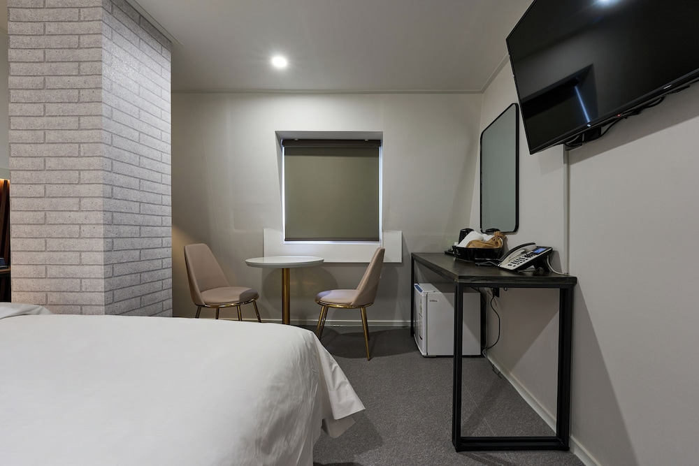hotel chloe
