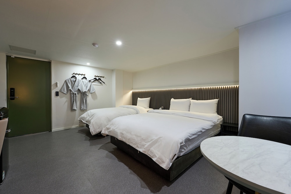hotel chloe