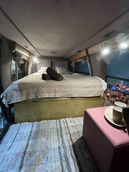 urban van glamping riga