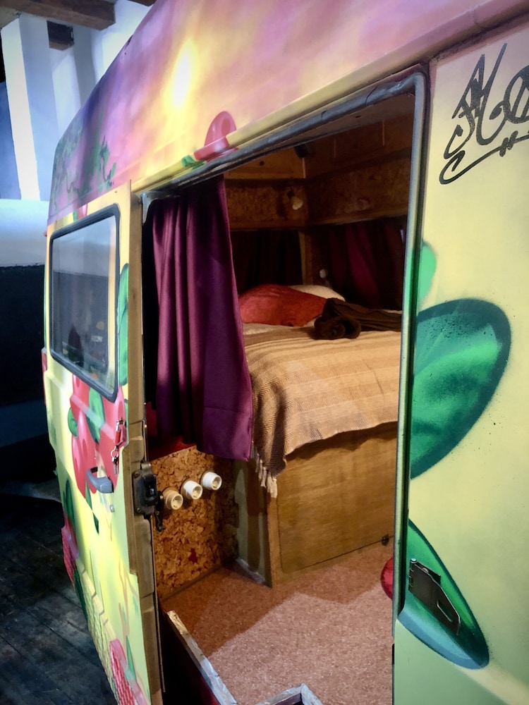 urban van glamping riga