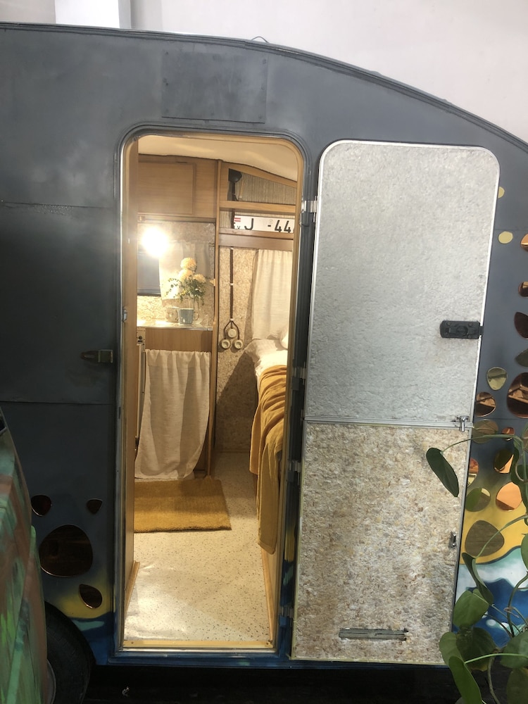 urban van glamping riga