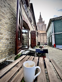 urban van glamping riga