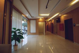 jada residence