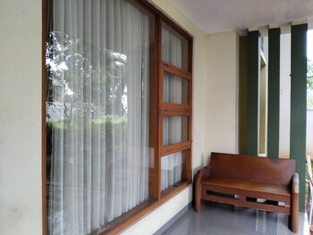 twin guest house grand wisata