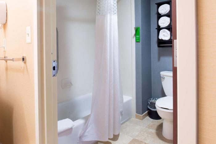 hampton inn and suites vineland