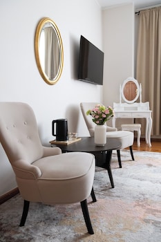 mleczarnia hotel restauracja