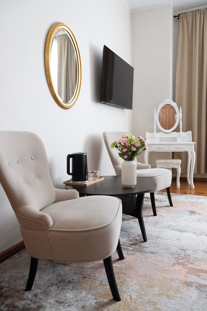 mleczarnia hotel restauracja