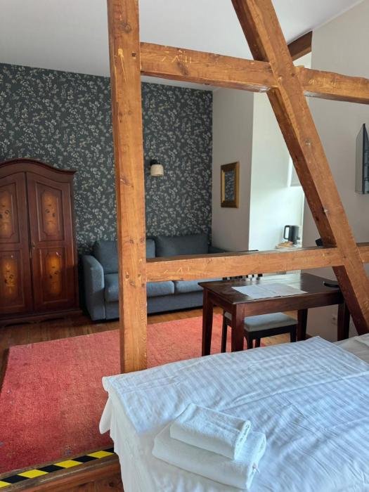 mleczarnia hotel restauracja