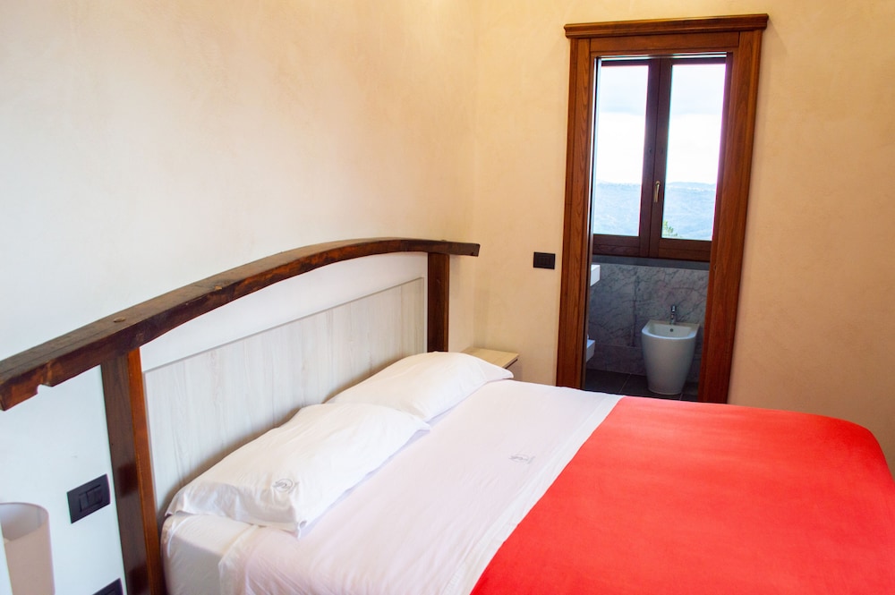 palazzo iaquinta rooms and restaurant