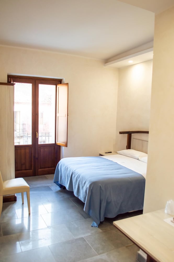 palazzo iaquinta rooms and restaurant