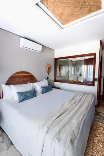 carlore hotel