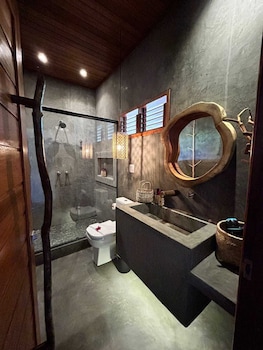 villa pantai boutique hotel atins