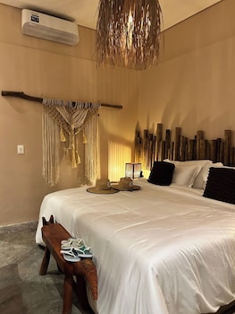 villa pantai boutique hotel atins