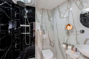 brit hotel privilege paris rosny sous bois