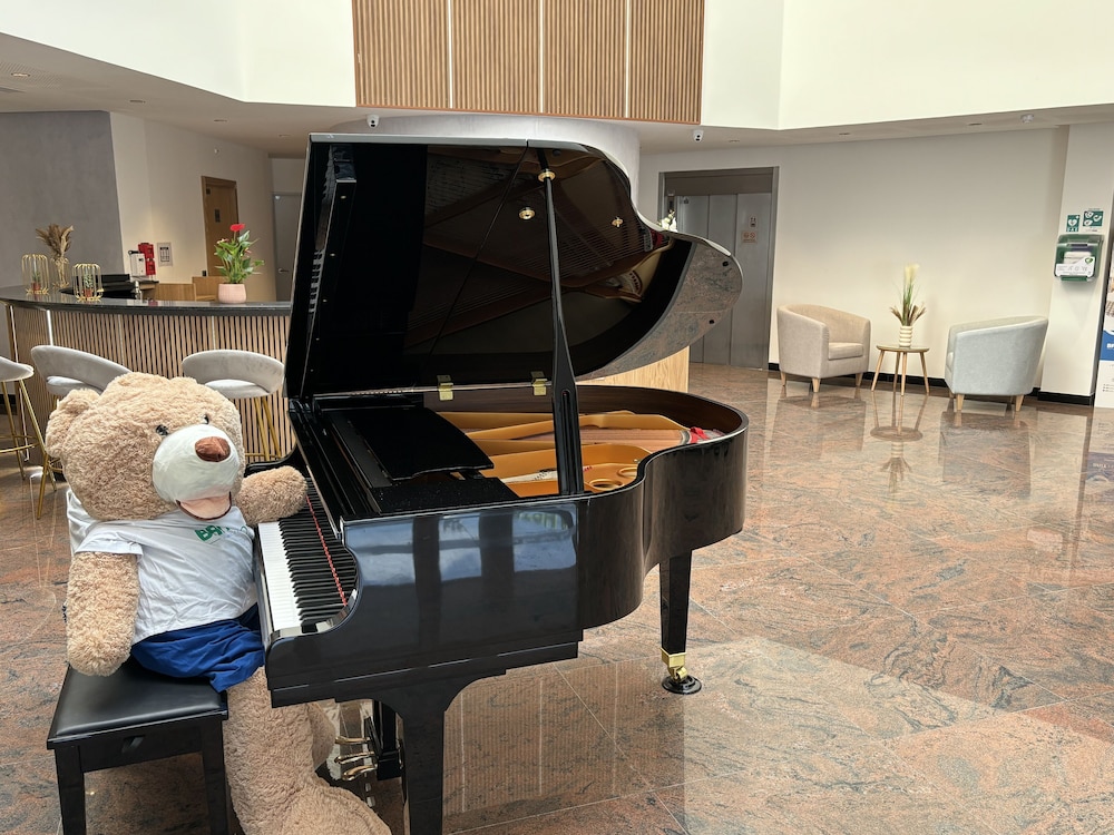 brit hotel privilege paris rosny sous bois