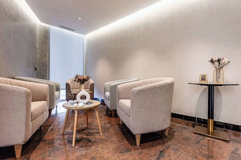 brit hotel privilege paris rosny sous bois