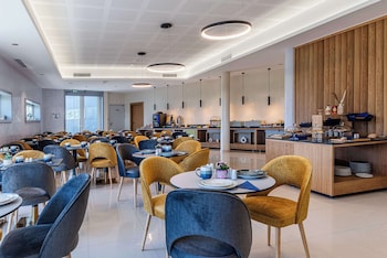 brit hotel privilege paris rosny sous bois