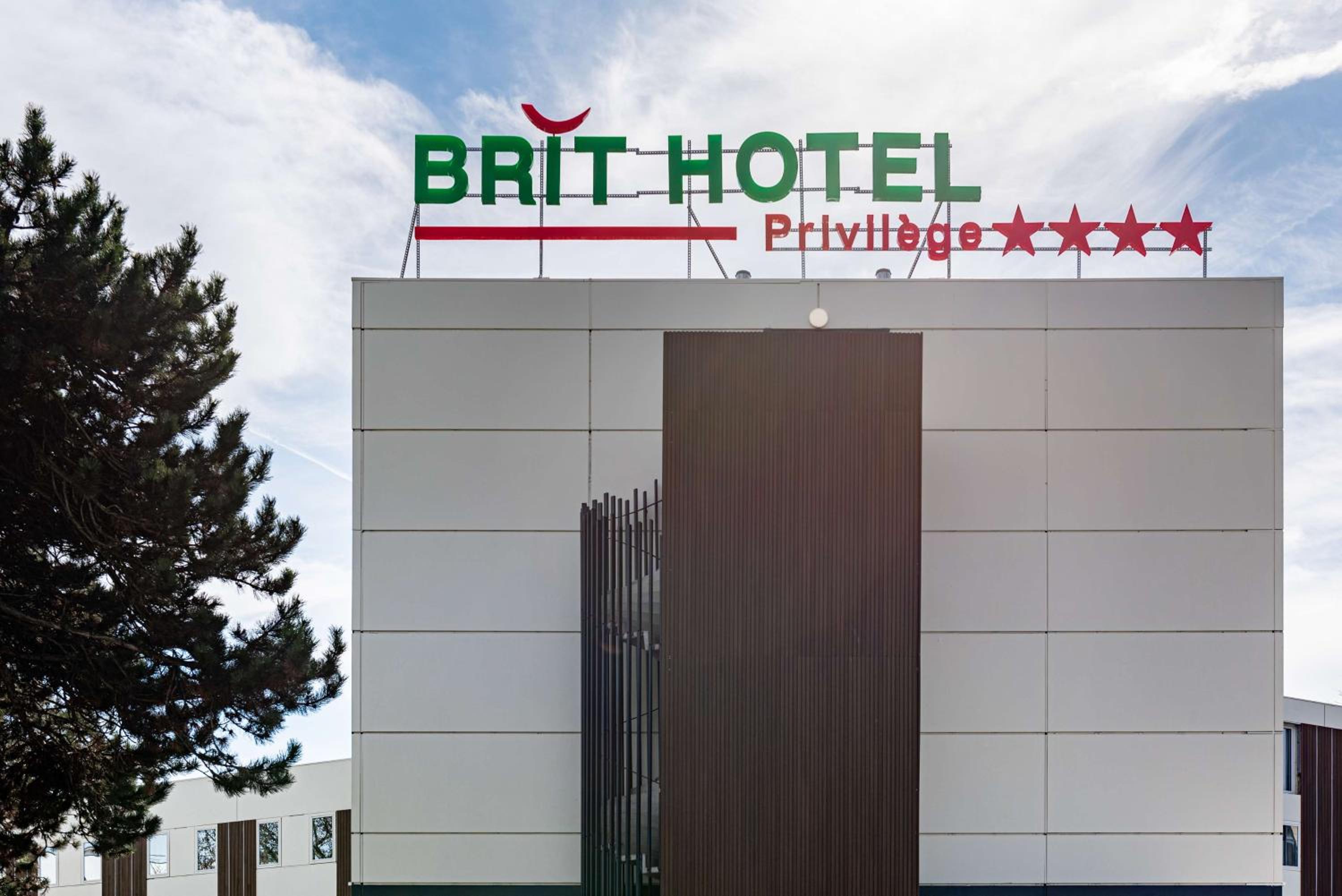 brit hotel privilege paris rosny sous bois