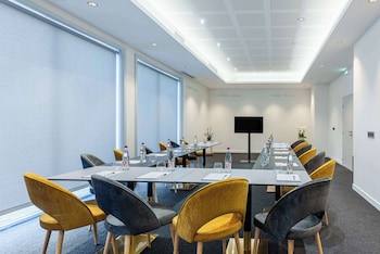 brit hotel privilege paris rosny sous bois