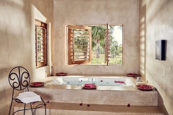 villa paz la villa group