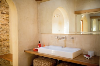 villa paz la villa group