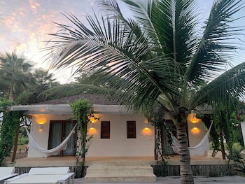 villa paz la villa group