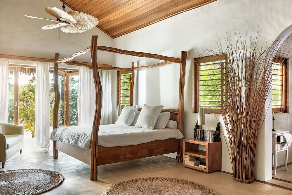 villa paz la villa group