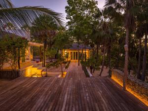 villa paz la villa group