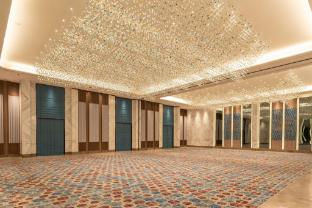 radisson resort hatgad saputara
