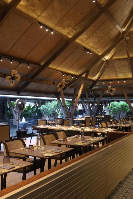 radisson resort hatgad saputara