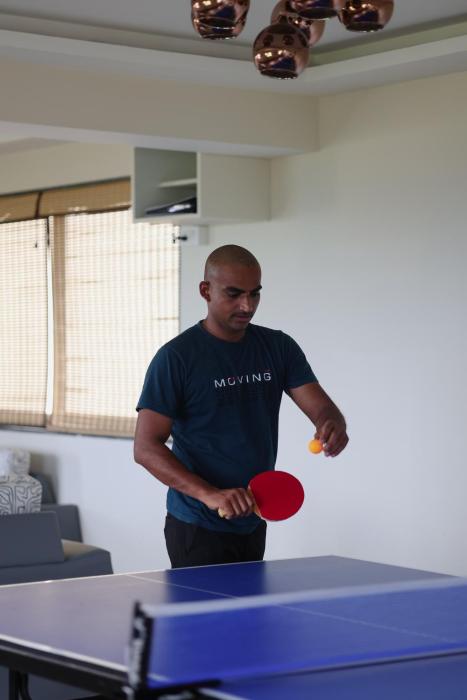 radisson resort hatgad saputara