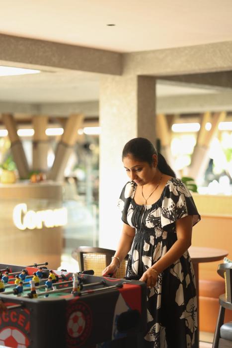 radisson resort hatgad saputara
