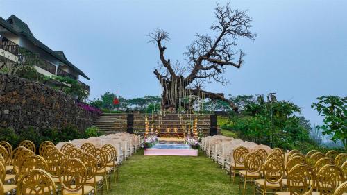 radisson resort hatgad saputara