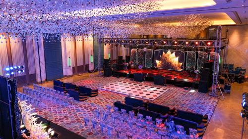 radisson resort hatgad saputara