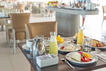 vila gale collection sunset cumbuco