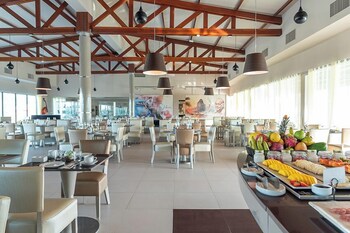 vila gale collection sunset cumbuco