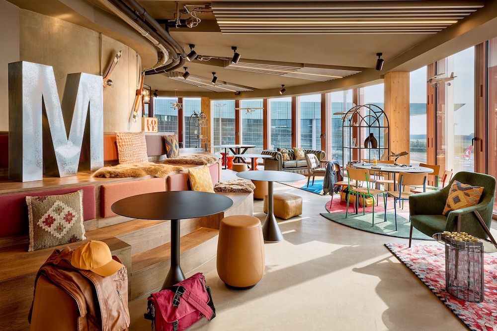 moxy luxembourg airport