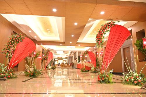 hometel alambagh lucknow