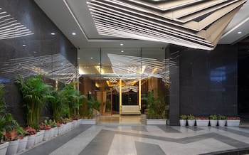 hometel alambagh lucknow